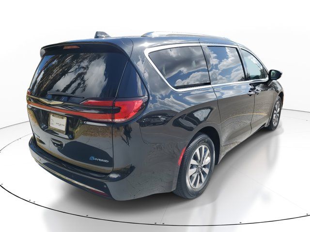 2021 Chrysler Pacifica Hybrid Touring L