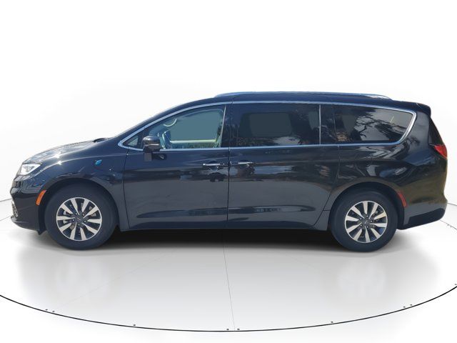 2021 Chrysler Pacifica Hybrid Touring L