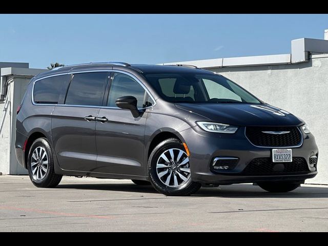 2021 Chrysler Pacifica Hybrid Touring L