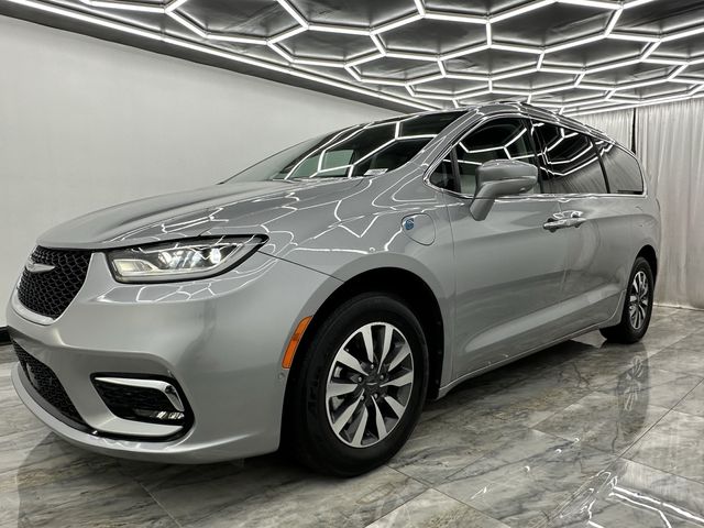 2021 Chrysler Pacifica Hybrid Touring L