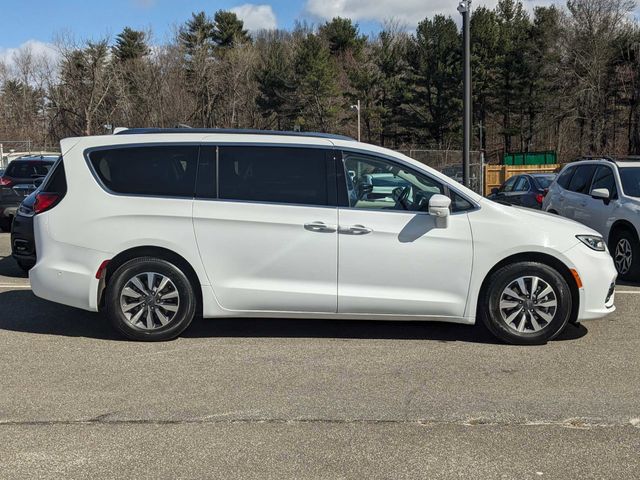 2021 Chrysler Pacifica Hybrid Touring L