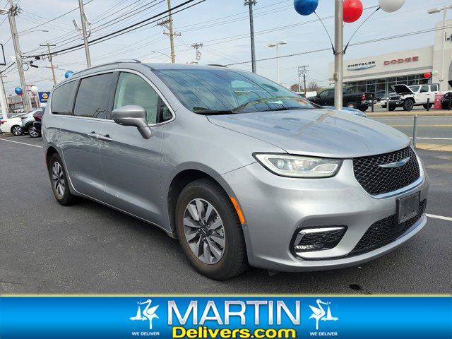 2021 Chrysler Pacifica Hybrid Touring L