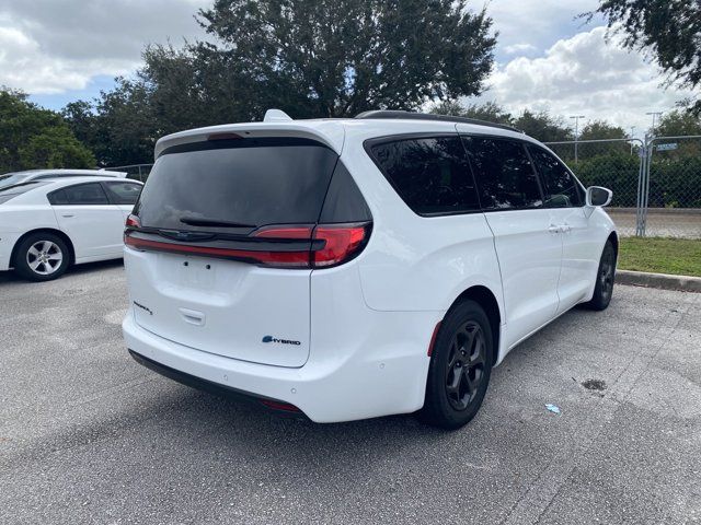 2021 Chrysler Pacifica Hybrid Touring L