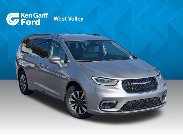 2021 Chrysler Pacifica Hybrid Touring L