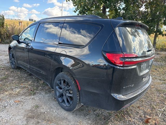 2021 Chrysler Pacifica Limited