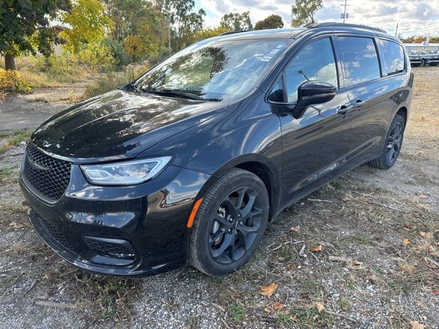 2021 Chrysler Pacifica Limited