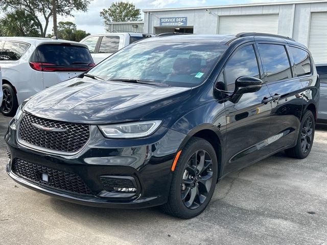 2021 Chrysler Pacifica Limited