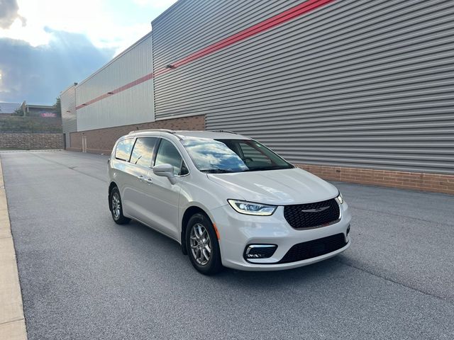 2021 Chrysler Pacifica Touring