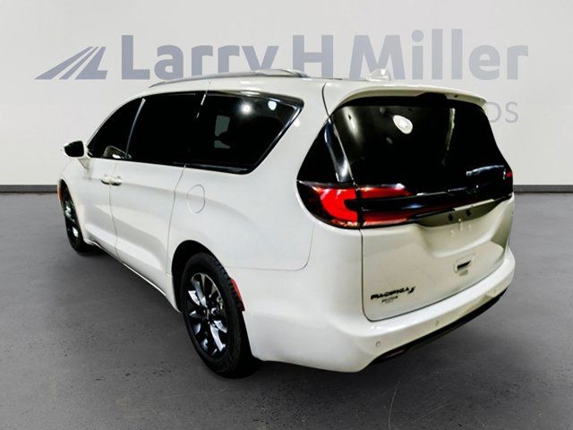 2021 Chrysler Pacifica Touring