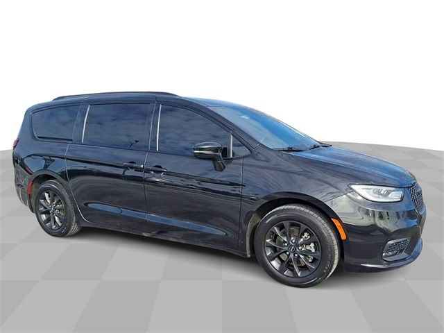 2021 Chrysler Pacifica Touring