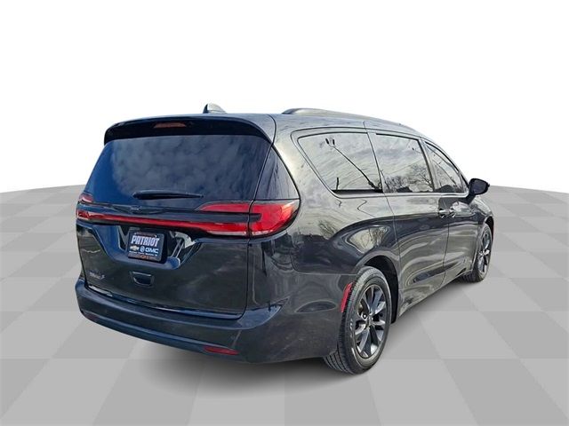 2021 Chrysler Pacifica Touring