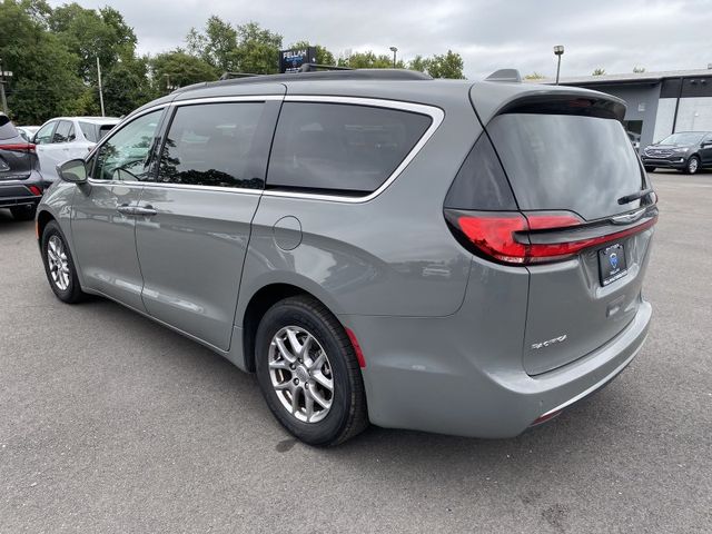 2021 Chrysler Pacifica Touring