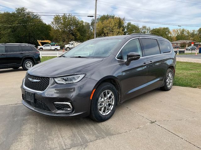 2021 Chrysler Pacifica Touring