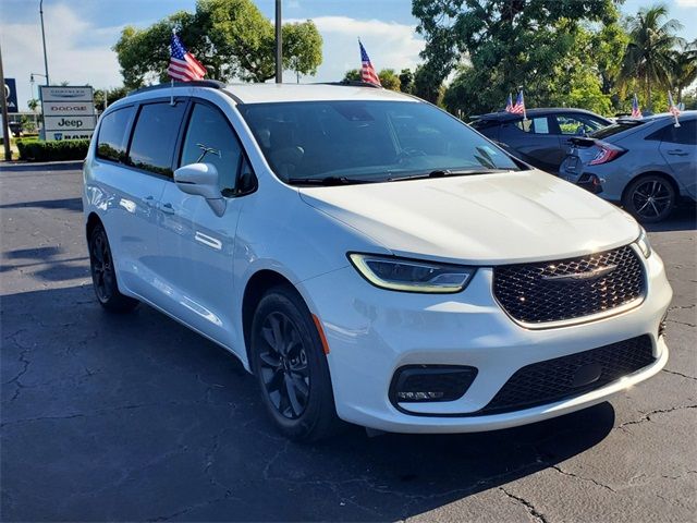 2021 Chrysler Pacifica Touring