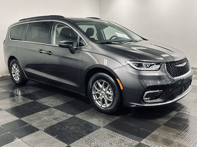 2021 Chrysler Pacifica Touring