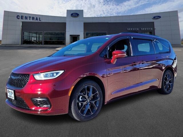 2021 Chrysler Pacifica Touring