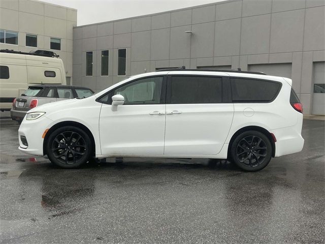 2021 Chrysler Pacifica Touring