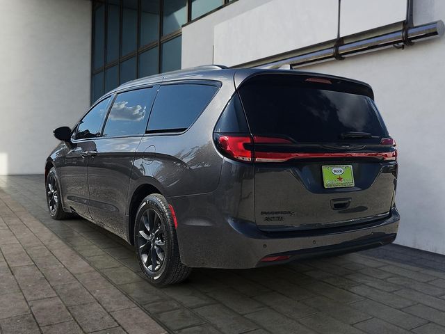 2021 Chrysler Pacifica Touring