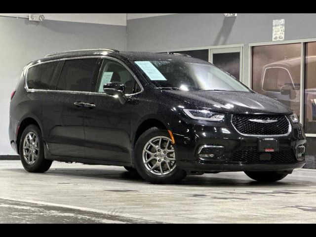 2021 Chrysler Pacifica Touring