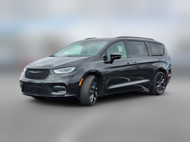 2021 Chrysler Pacifica Touring