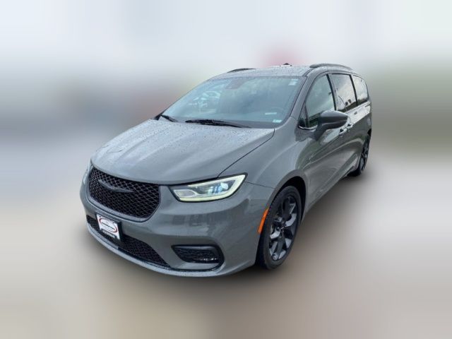 2021 Chrysler Pacifica Touring