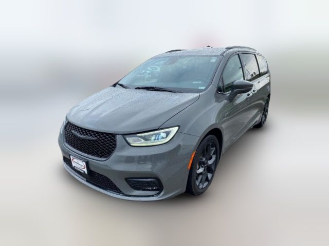 2021 Chrysler Pacifica Touring