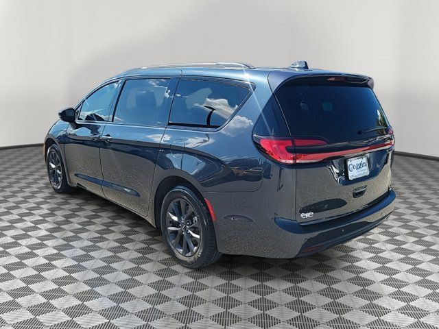 2021 Chrysler Pacifica Touring