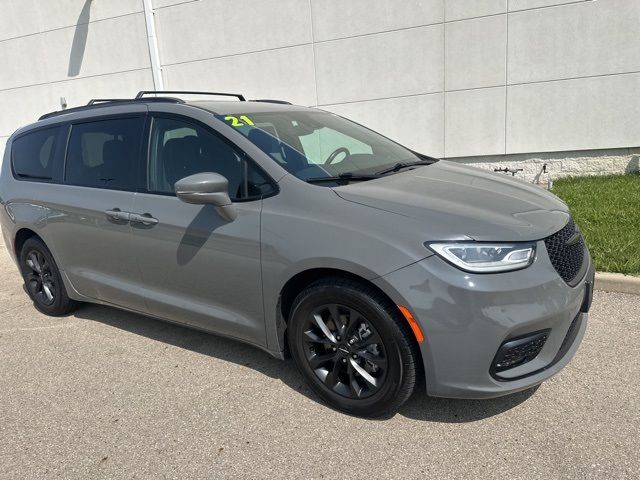 2021 Chrysler Pacifica Touring