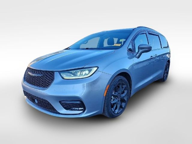 2021 Chrysler Pacifica Touring