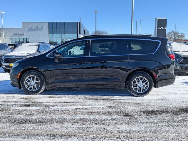 2021 Chrysler Pacifica Touring