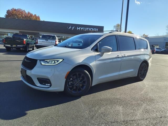 2021 Chrysler Pacifica Touring