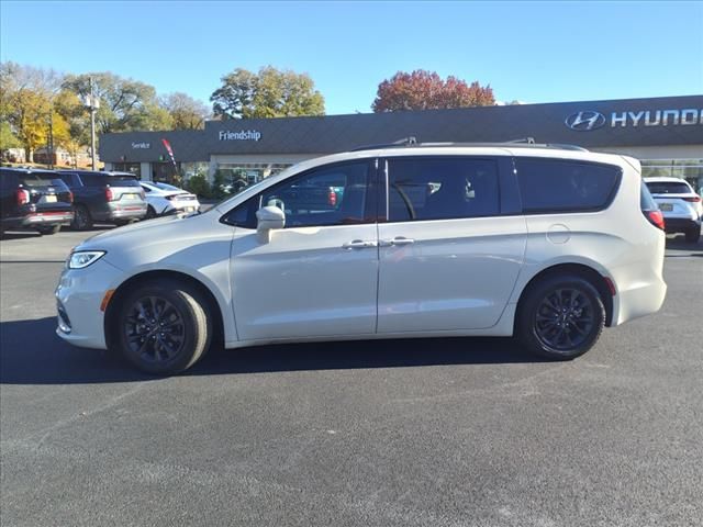 2021 Chrysler Pacifica Touring