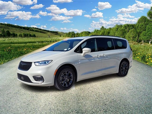 2021 Chrysler Pacifica Touring