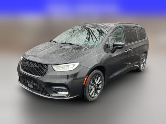 2021 Chrysler Pacifica Touring