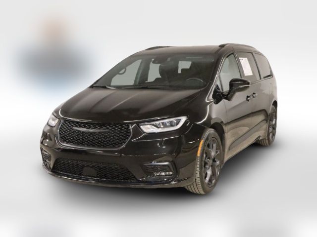 2021 Chrysler Pacifica Touring