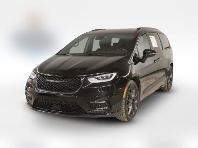 2021 Chrysler Pacifica Touring