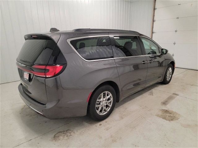 2021 Chrysler Pacifica Touring