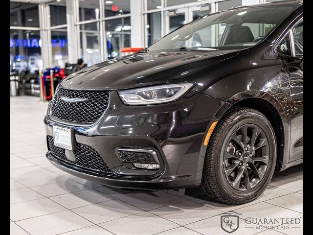 2021 Chrysler Pacifica Touring