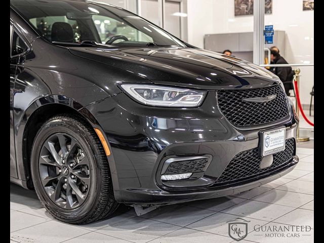 2021 Chrysler Pacifica Touring