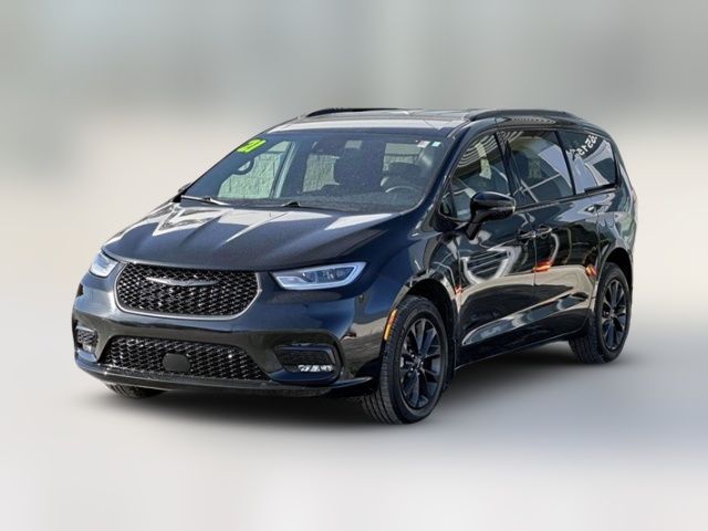 2021 Chrysler Pacifica Touring