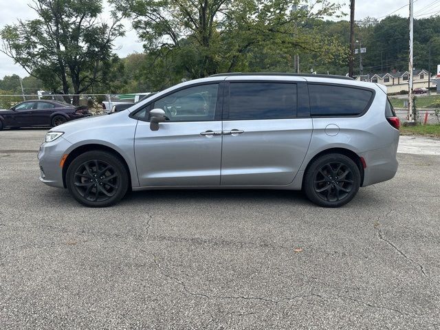 2021 Chrysler Pacifica Touring