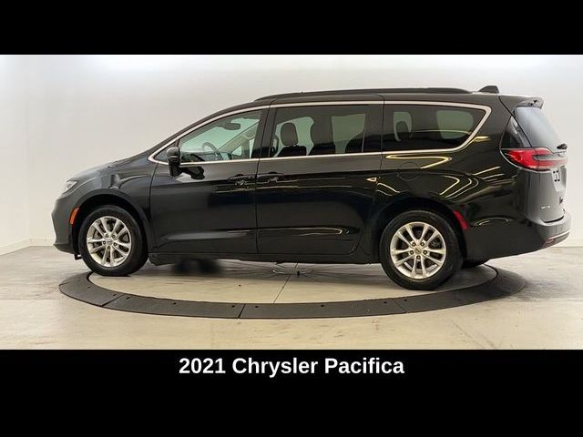 2021 Chrysler Pacifica Touring