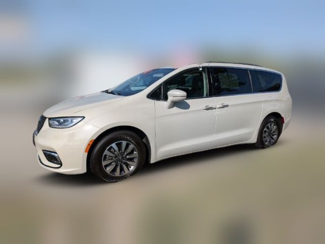 2021 Chrysler Pacifica Touring-L