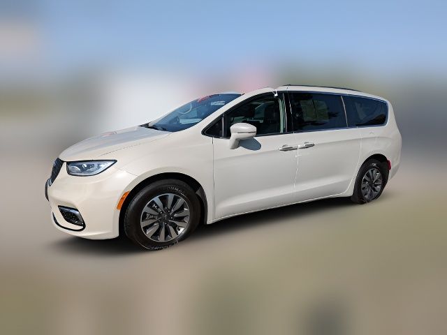 2021 Chrysler Pacifica Touring-L