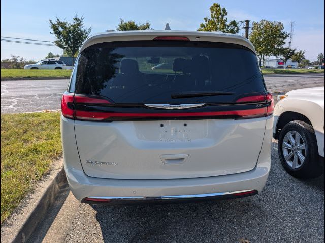 2021 Chrysler Pacifica Touring-L