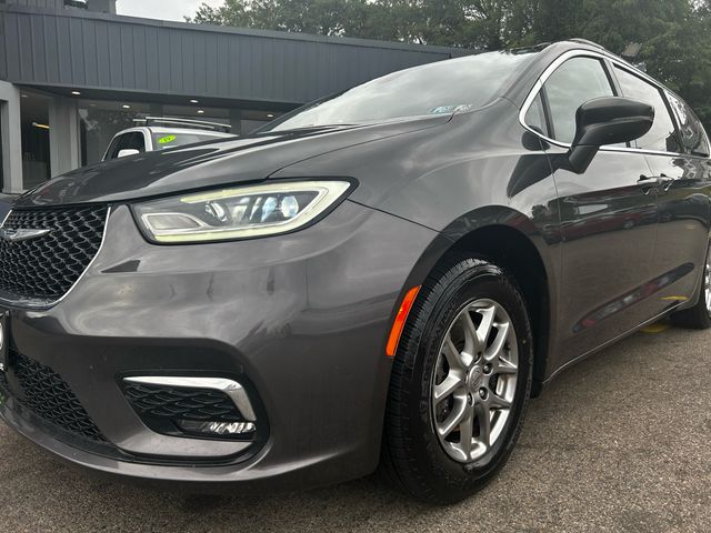 2021 Chrysler Pacifica Touring