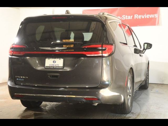 2021 Chrysler Pacifica Touring-L