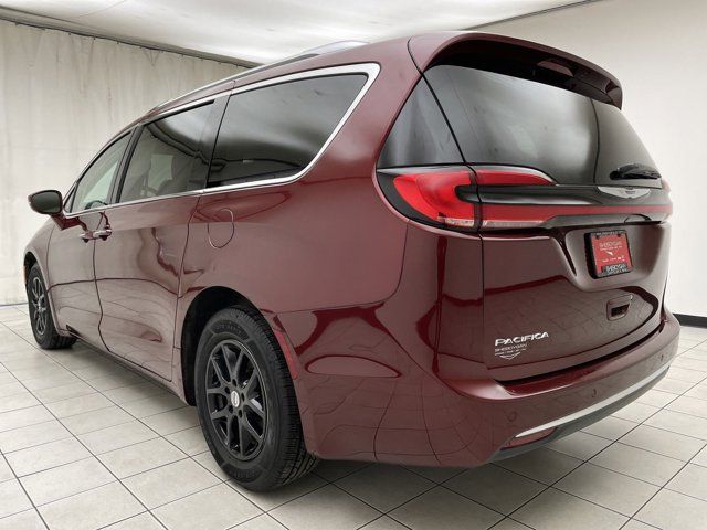 2021 Chrysler Pacifica Touring-L