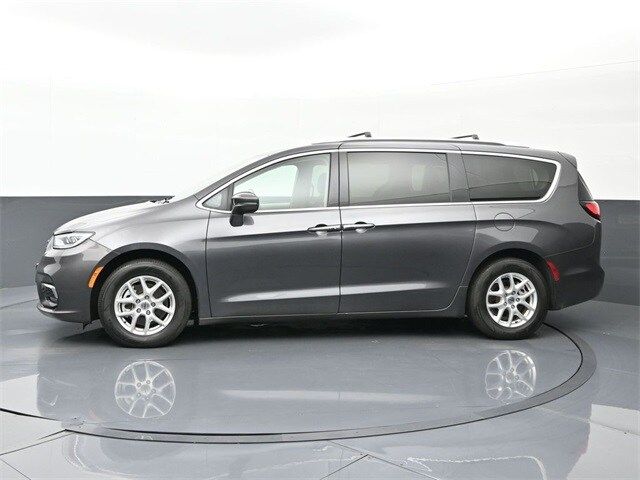 2021 Chrysler Pacifica Touring-L