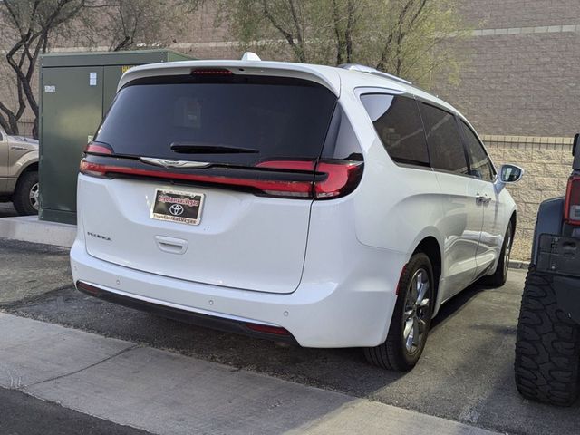 2021 Chrysler Pacifica Touring-L